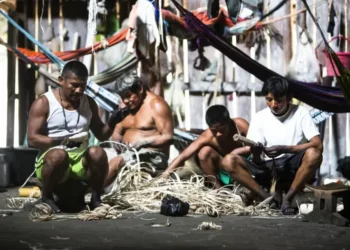 Colombia: el desafío de contener la autonomía indígena pese a la violencia y las deudas del Congreso