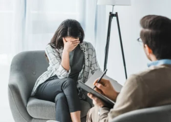 Nuevos enfoques terapéuticos ofrecen derivación de la salud mental con menos estigmas