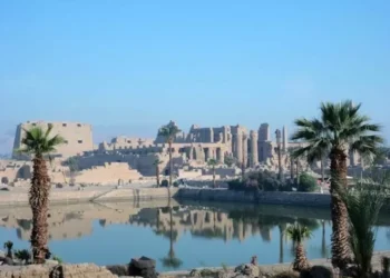 El fortaleza egipcio de Karnak reduce su antigüedad: los expertos reducen su edad y recrean su entorno