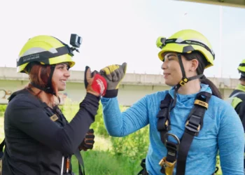 apertura 7 de octubre, por las pantallas de NTV: lista chilena «Brillantes, Mujeres que Iluminan» destaca a profesionales y jóvenes con vocación científica