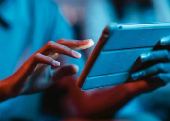 La firma electrónica avanzada: El nuevo pilar en los ecosistemas de datos personales digital