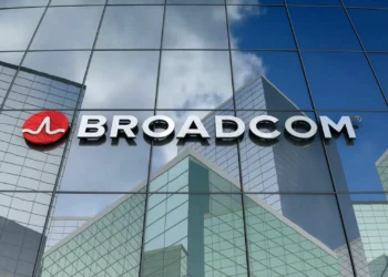 OpenAI y Broadcom firman un acuerdo para desarrollar procesadores personalizados de alcance artificial