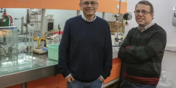 Académicos de Medioambiente y Auditoría UV obtienen aparente para procesar relaves y generar hidrógeno