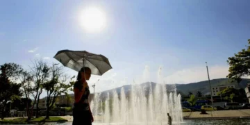 Mortalidad relacionada con el sofoco aumentó 103 % en América Latina y el Caribe, según informe Lancet Countdown 2025